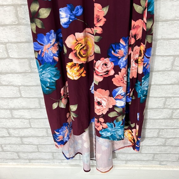 By & by floral burgundy dress size medium - Picture 4 of 11